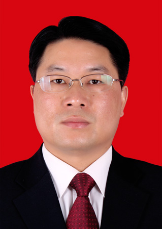 个人简历 罗铭,男,汉族,广东丰顺县人,1976年10月21日出生,1995年7月