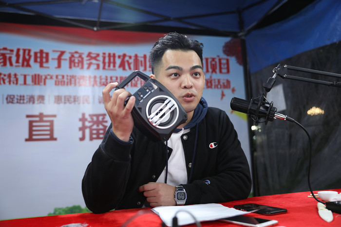 微信图片_20201129211723_副本.jpg
