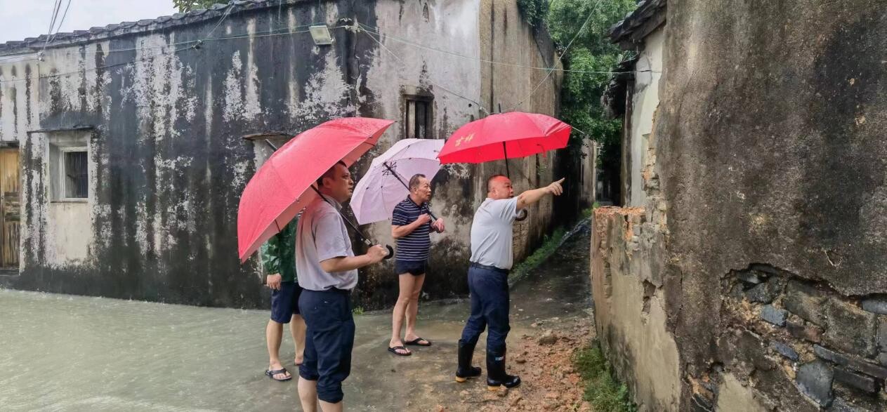 0907闻“汛”而动，汤坑镇全力筑牢防汛减灾防线(2)_4