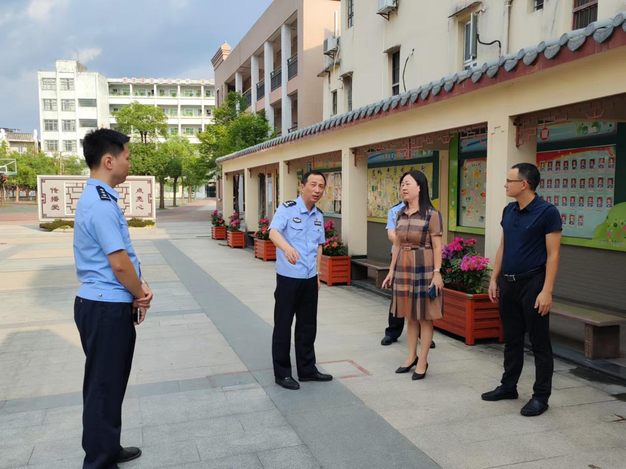 李志能率队到汤坑中学、汤坑镇第一中心小学开展校园安全工作检查.docx_2