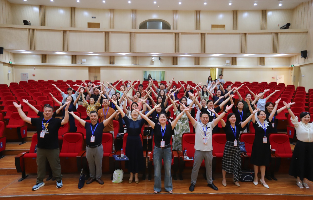 丰顺县音乐教师专业素养合唱提升培训圆满结束.docx_5