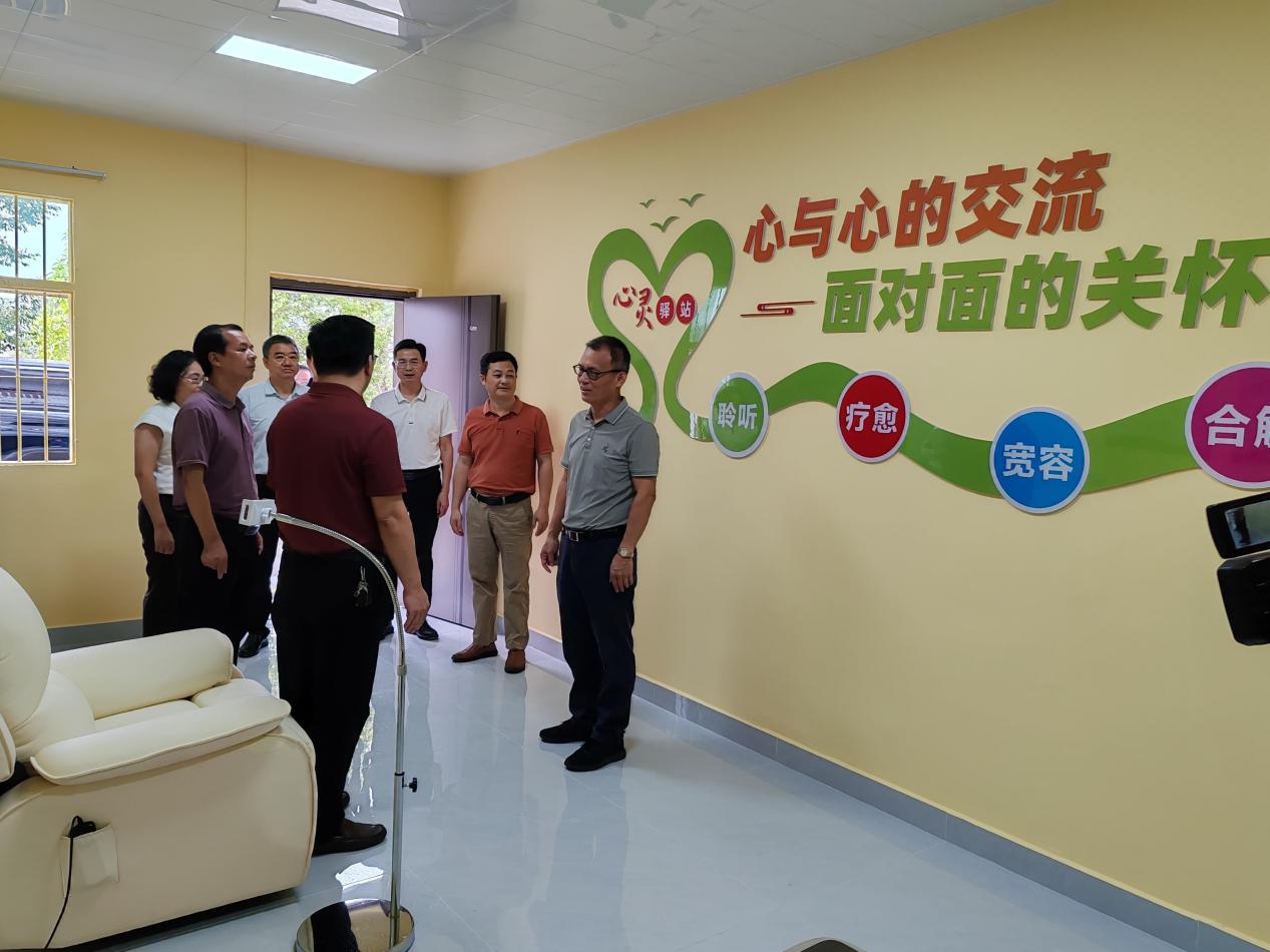 仲恺农业工程学院到丰良中学调研心理咨询室改建项目.docx_2