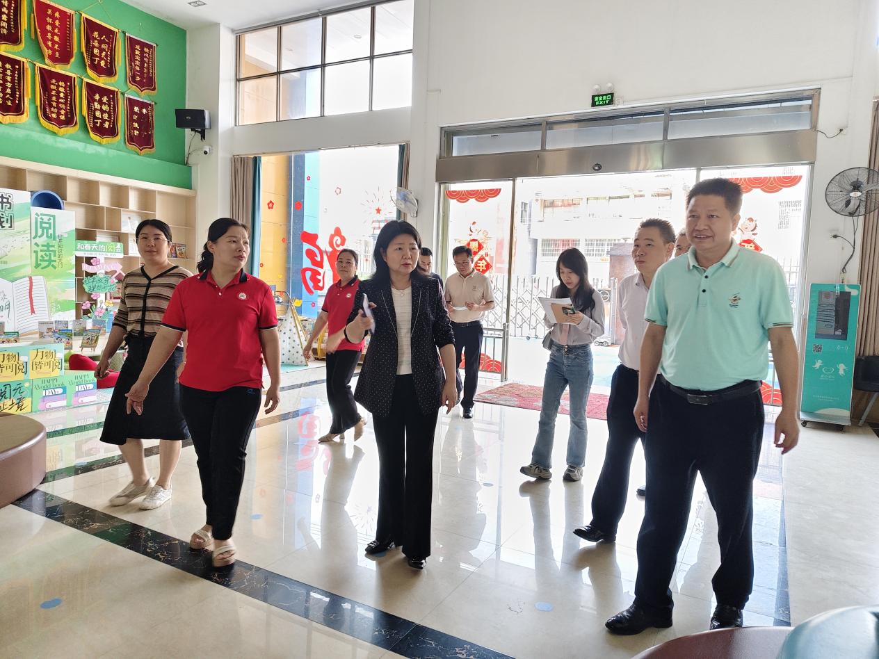 张武珍率队督查汤坑镇幼儿园规范办园工作.docx_1