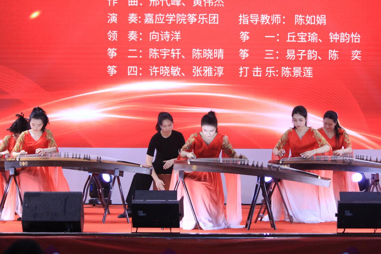 嘉应学院2026年“双百行动”美育浸润计划丰顺县专场音乐会在龙山中学举办.docx_3